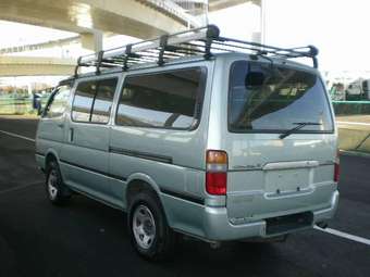 2003 Toyota Hiace Photos