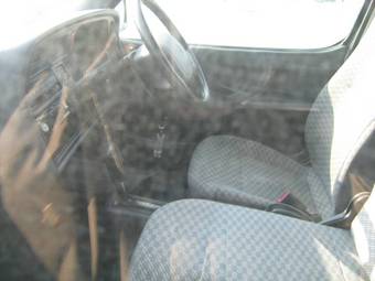 2003 Toyota Hiace Pictures