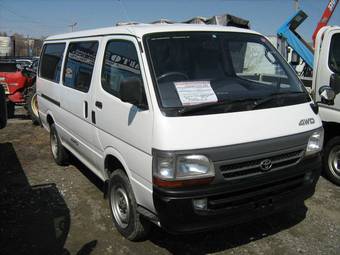 2003 Toyota Hiace Pictures