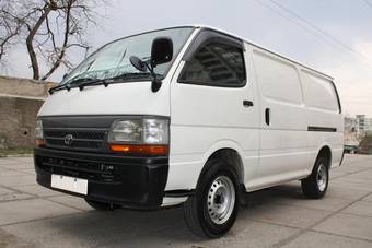 2003 Toyota Hiace Photos