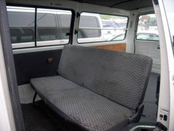 2003 Toyota Hiace Images