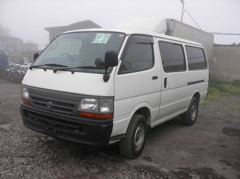 2003 Toyota Hiace Photos