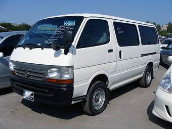 2003 Toyota Hiace Photos