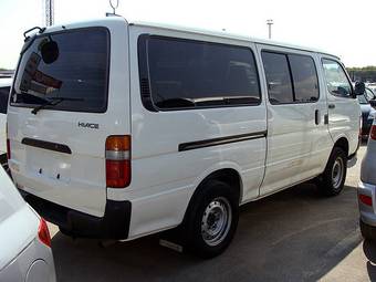 2003 Toyota Hiace Photos