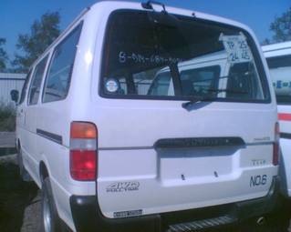 2003 Toyota Hiace Photos