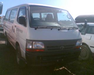 2003 Toyota Hiace Pictures