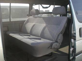 2003 Toyota Hiace Photos