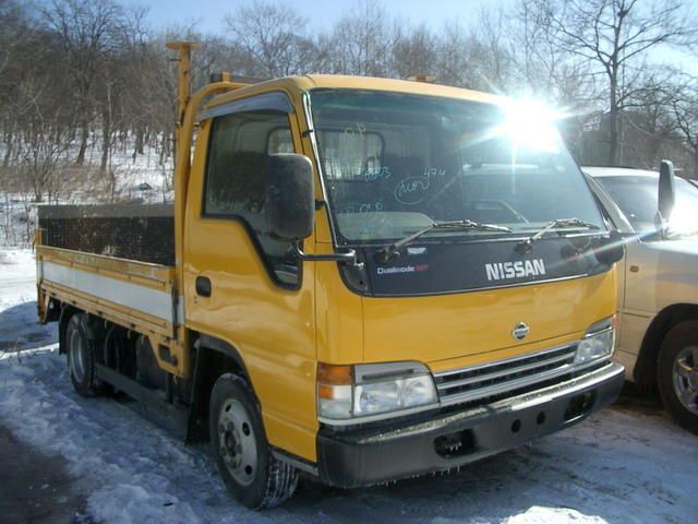 2004 Toyota Hiace