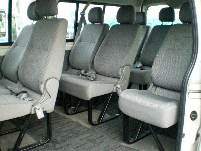 2004 Toyota Hiace