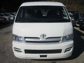 2004 Toyota Hiace