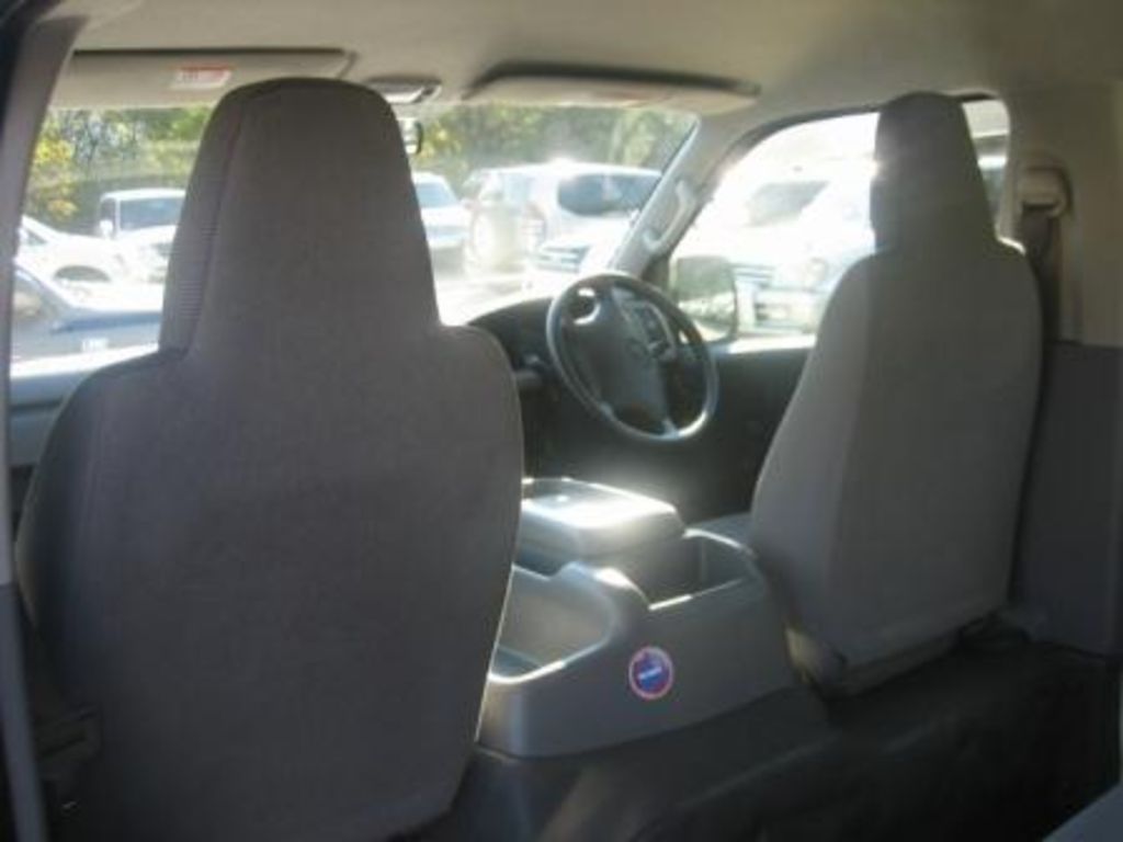 2004 Toyota Hiace