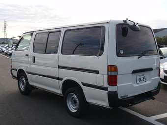 2004 Hiace