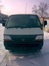 2004 Toyota Hiace Images