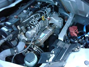 2004 Toyota Hiace Pictures