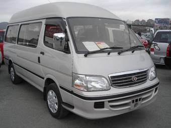 2004 Toyota Hiace Photos