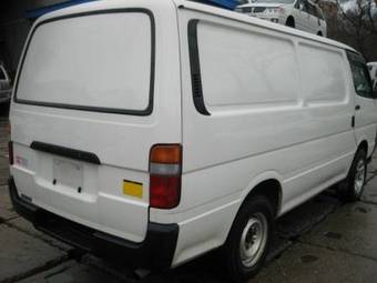 2004 Toyota Hiace Wallpapers