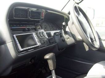 2004 Toyota Hiace Wallpapers