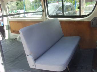 2004 Toyota Hiace Photos