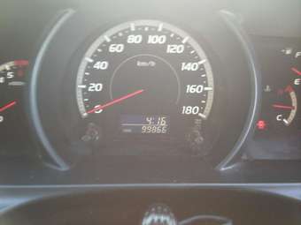 2005 Toyota Hiace Pictures