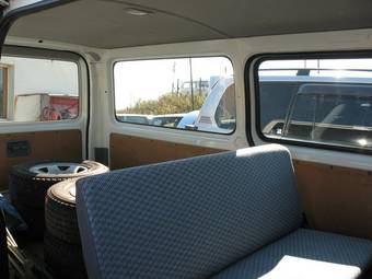 2005 Toyota Hiace Images