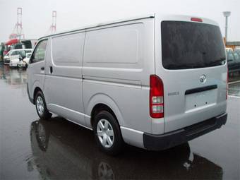 2005 Toyota Hiace Wallpapers