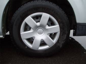 2005 Toyota Hiace Pics