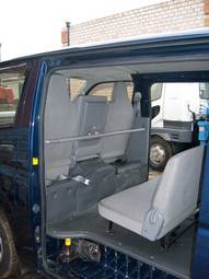 2005 Toyota Hiace Pictures