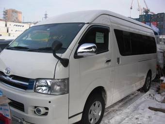 2005 Toyota Hiace Photos