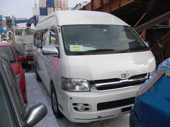 2005 Toyota Hiace Images