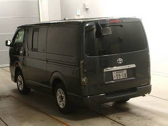 2005 Toyota Hiace Photos