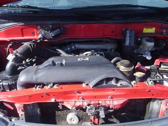 2005 Toyota Hiace Pics