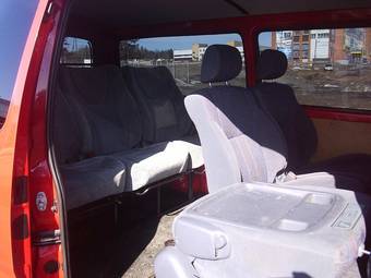 2005 Toyota Hiace Photos