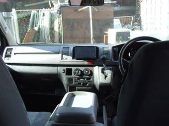2005 Toyota Hiace Wallpapers