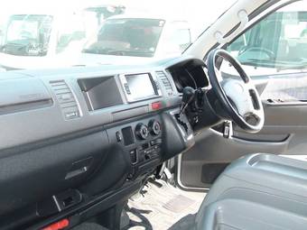 2006 Toyota Hiace Pics