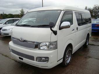 2006 Toyota Hiace Pictures