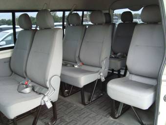 2006 Toyota Hiace Photos