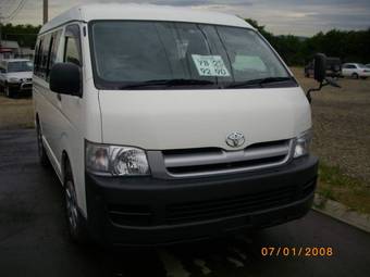 2006 Toyota Hiace Photos