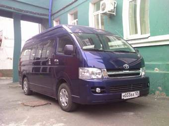 2007 Toyota Hiace Pictures