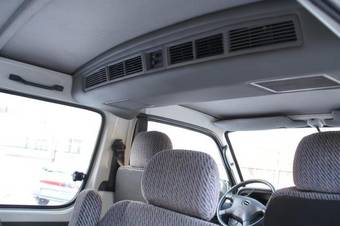 2007 Toyota Hiace Photos