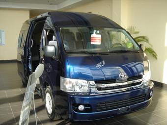 2008 Toyota Hiace Photos