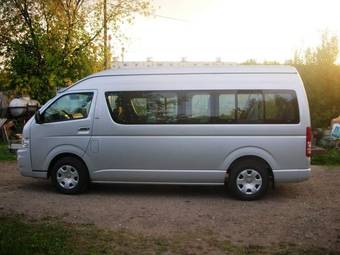 2008 Toyota Hiace Photos