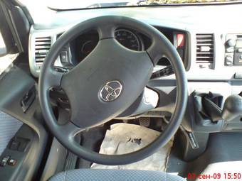 2008 Toyota Hiace Pictures