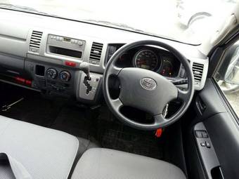 2008 Toyota Hiace Pictures