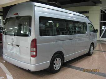 2009 Toyota Hiace Photos