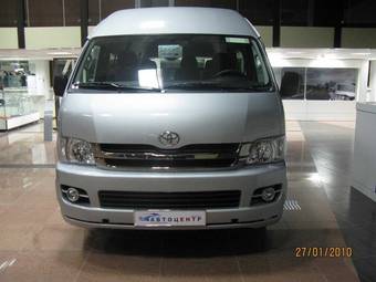 2009 Toyota Hiace Pictures