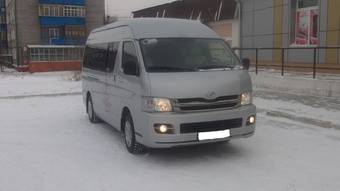 2010 Toyota Hiace Wallpapers
