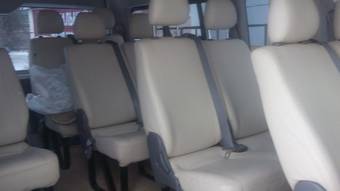 2010 Toyota Hiace Pictures