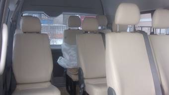 2010 Toyota Hiace Pictures