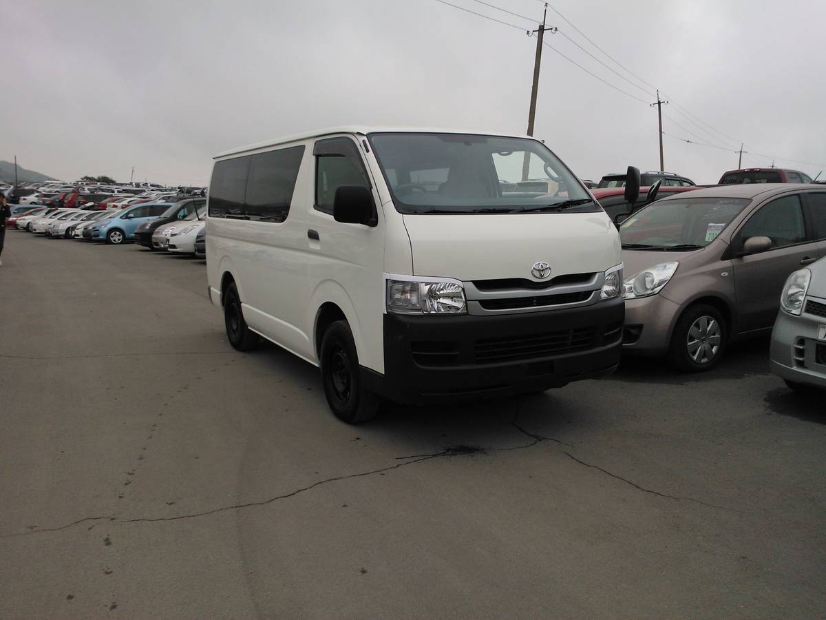 2010 Toyota Hiace specs, Engine size 3000cm3, Fuel type Diesel, Drive ...