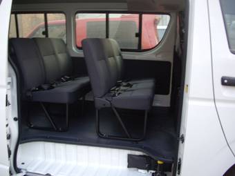 2011 Toyota Hiace Pictures